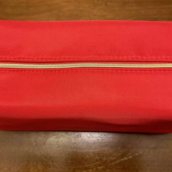 Coach Red Cosmetics Pouch Travel Case Makeup Bag Gold Heart Charm NEW - Picture 7 of 7